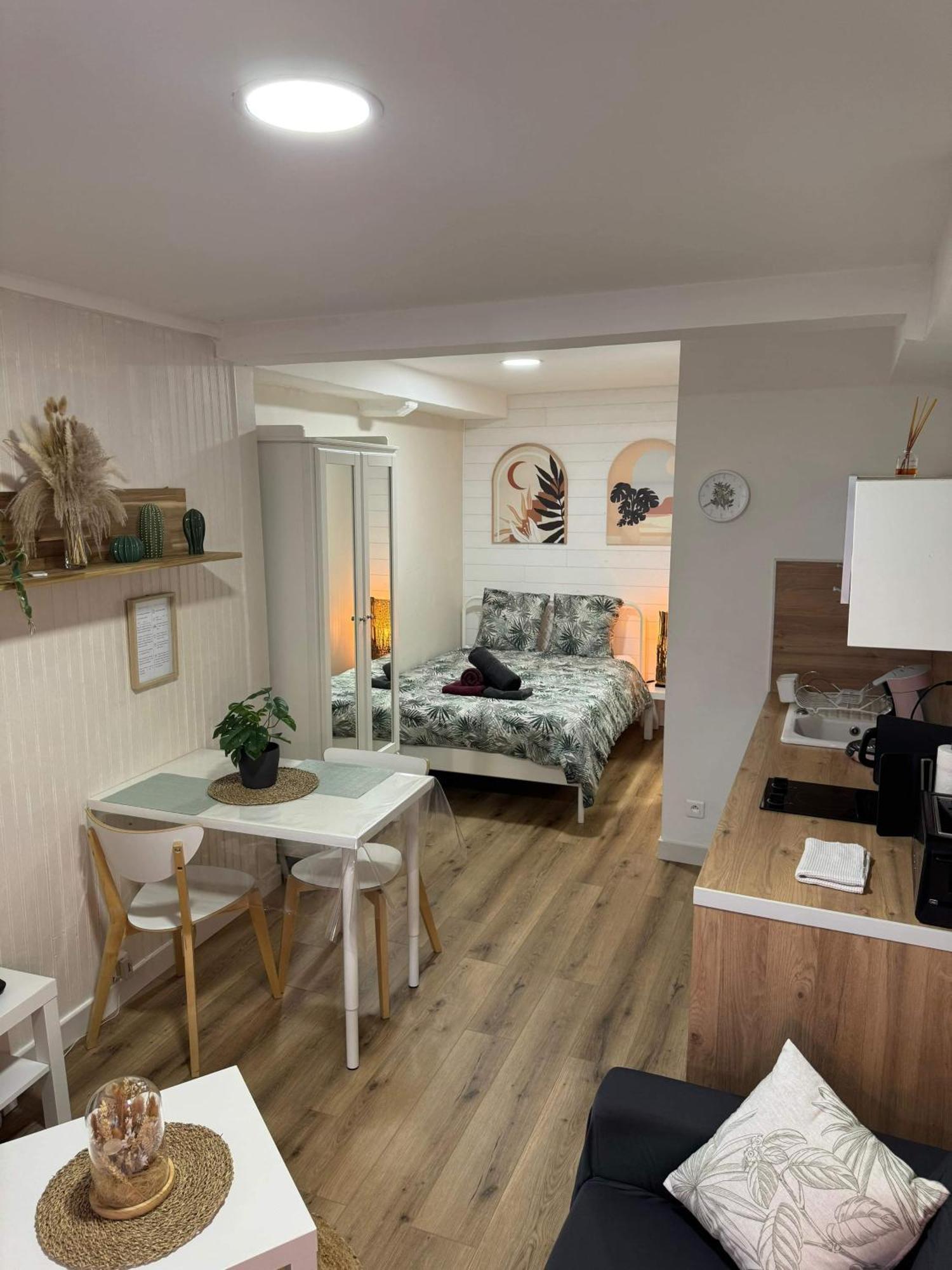 Studio Centre Ville Sete Ngoại thất bức ảnh